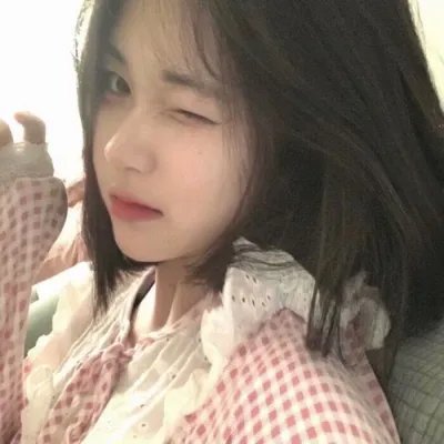 义胆红唇